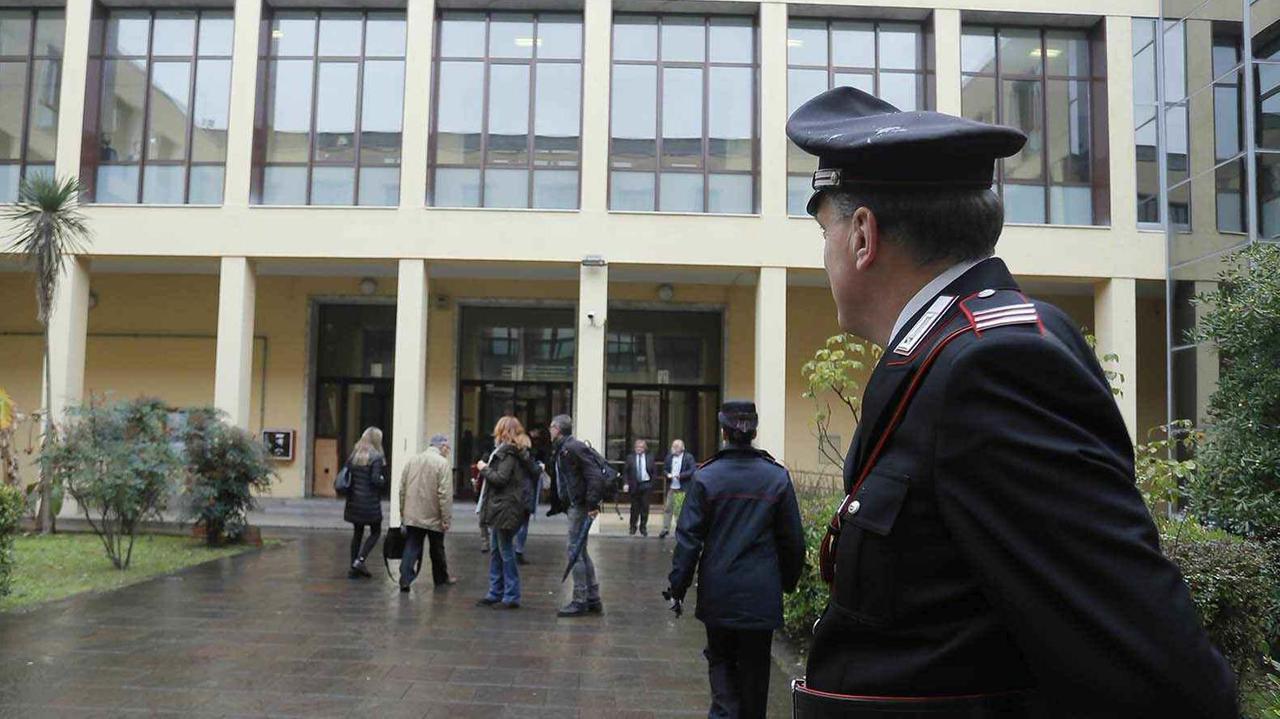 l cortile interno del Tribunale di Pisa (foto Fabio Muzzi)
