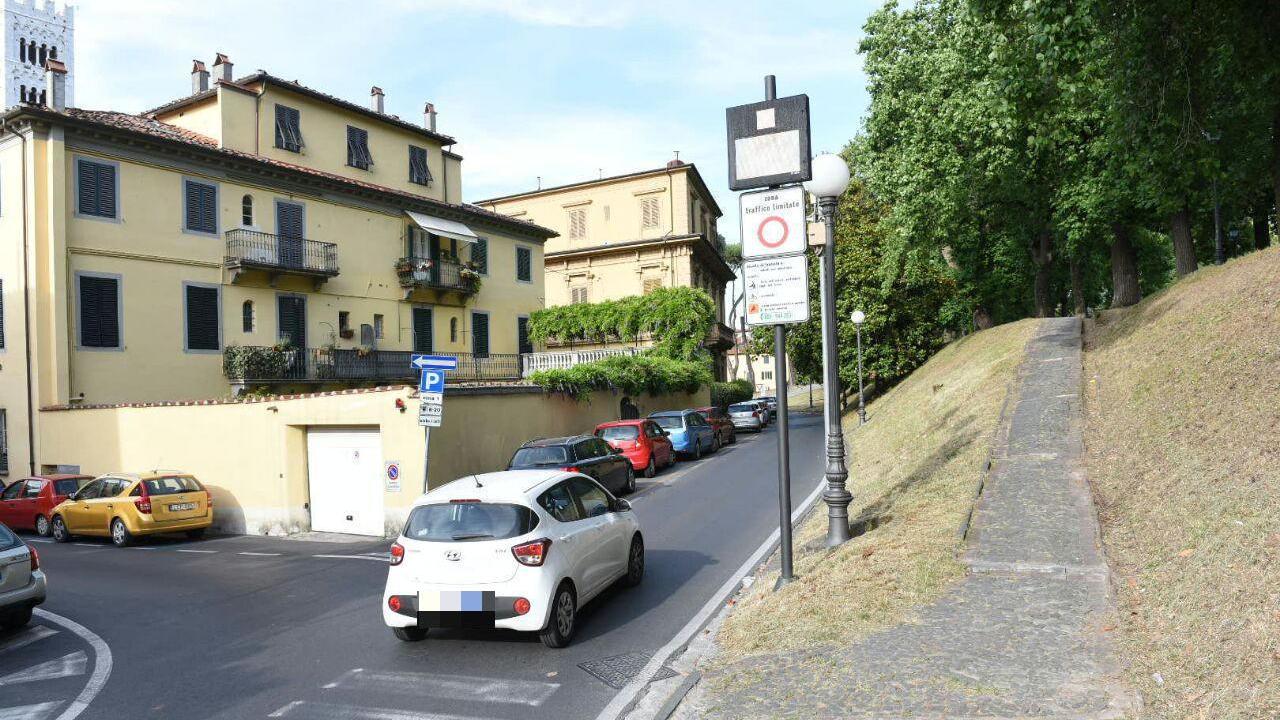 Ztl a Lucca, arrivano nuovi varchi