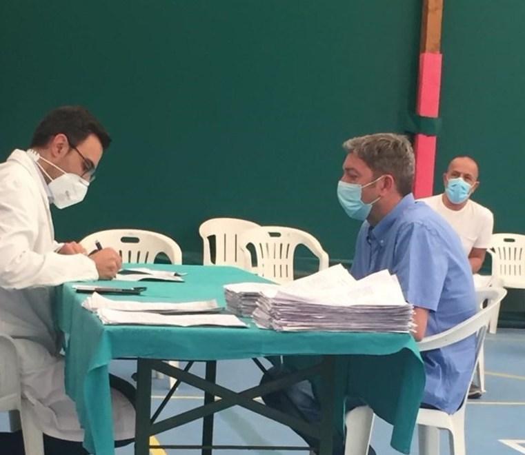Vaccini, Marciana Marina al 69,5% «Raggiunta l’immunità di gregge» 