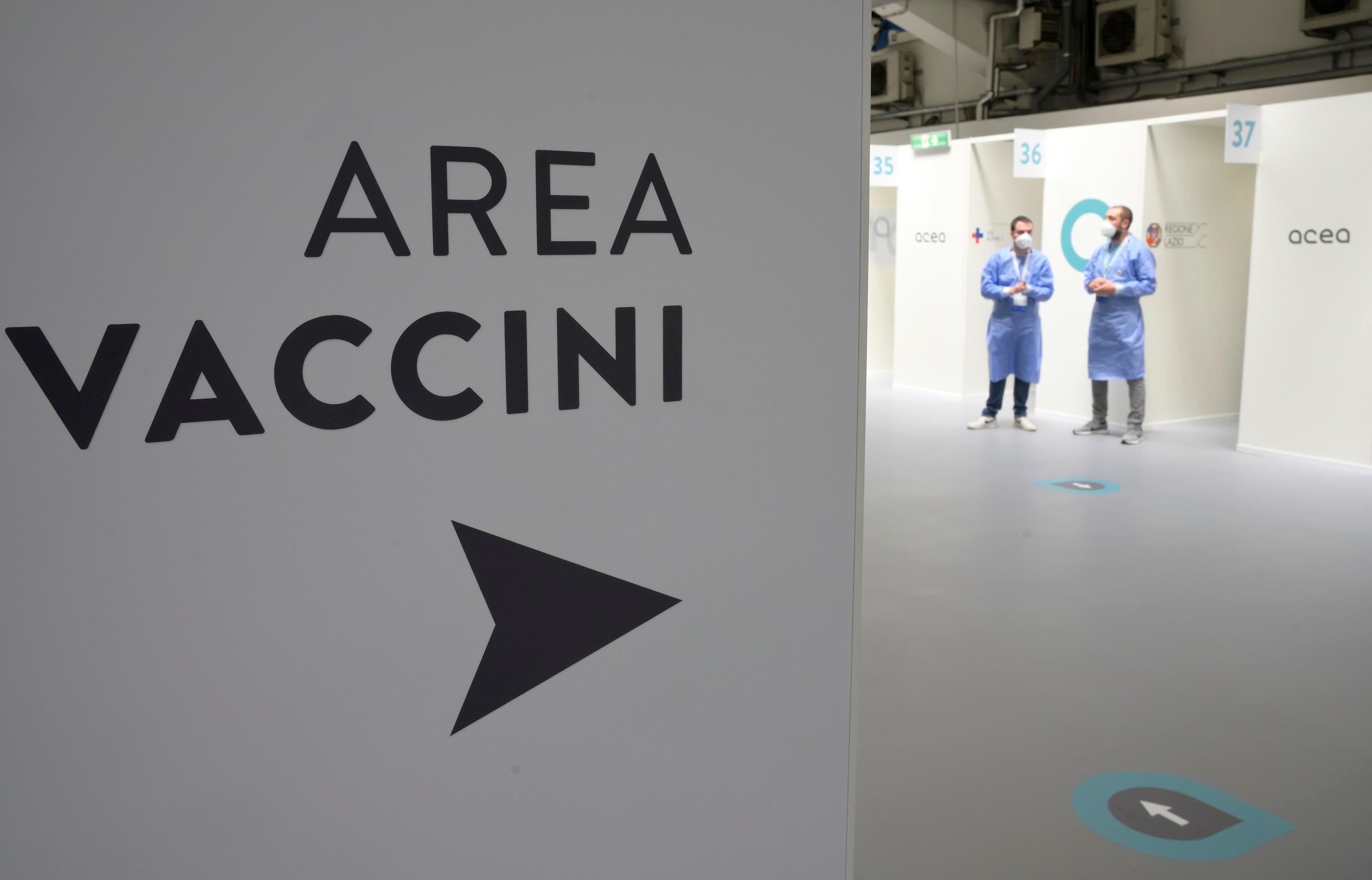 Open day a Sassari: mille vaccini domenica in viale San Pietro
