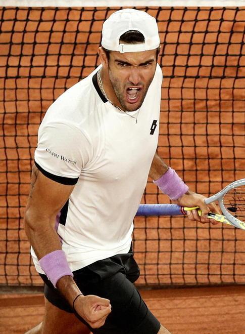Berrettini non ci sta «Lo stop all’incontro per il coprifuoco? Per me una vergogna»