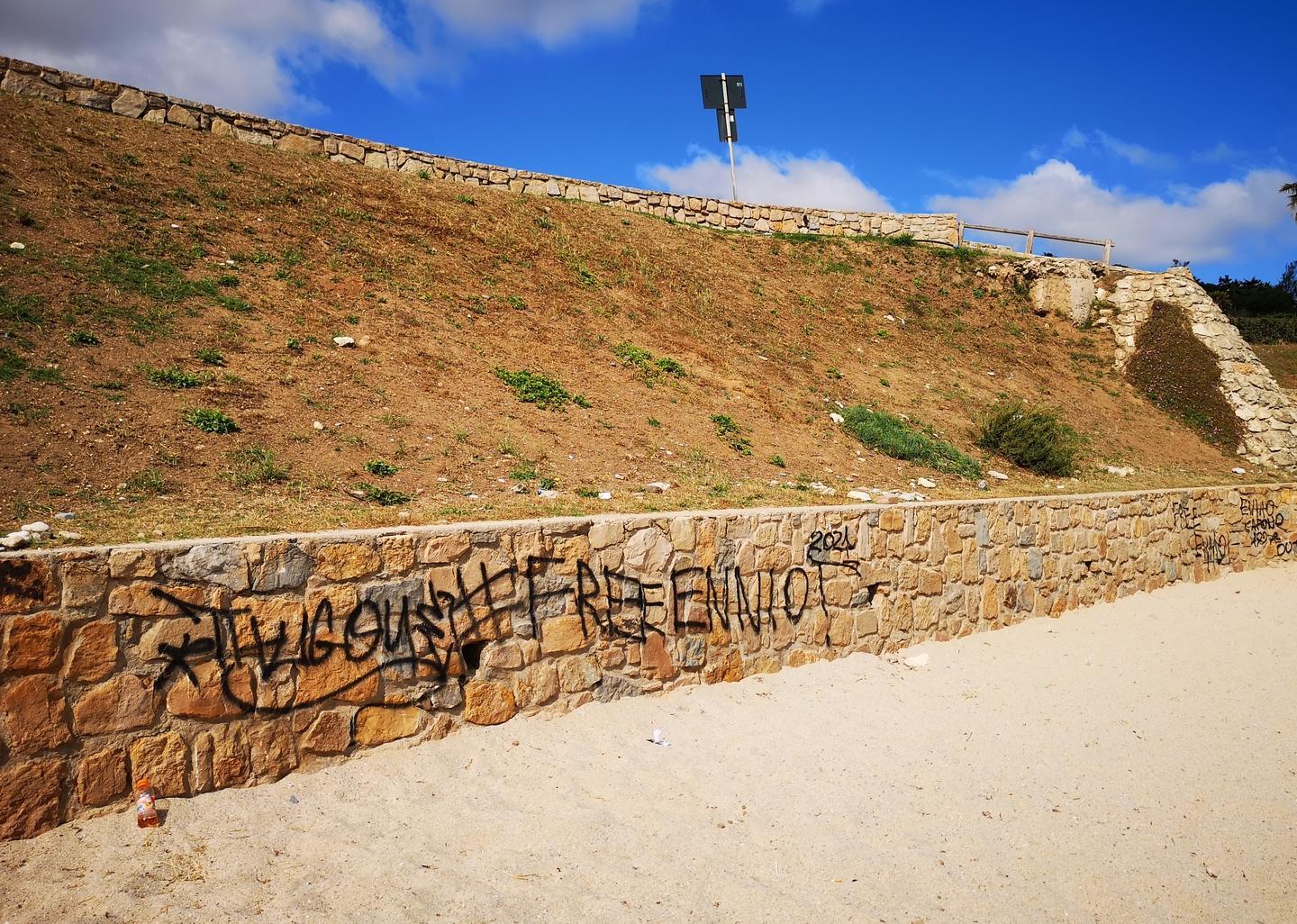 Atti vandalici, il Comune denuncia 