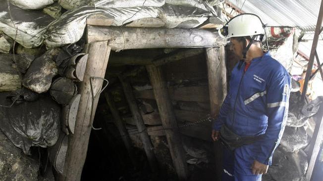 Colombia: scoppia miniera di carbone, 2 morti e 7 dispersi