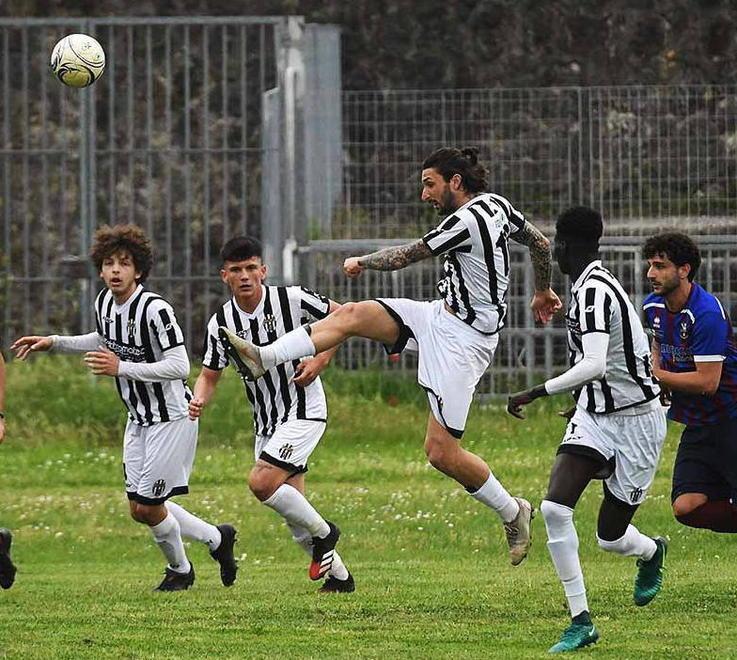 Unica squadra Imbattuta con 5 vittorie e 5 pareggi 