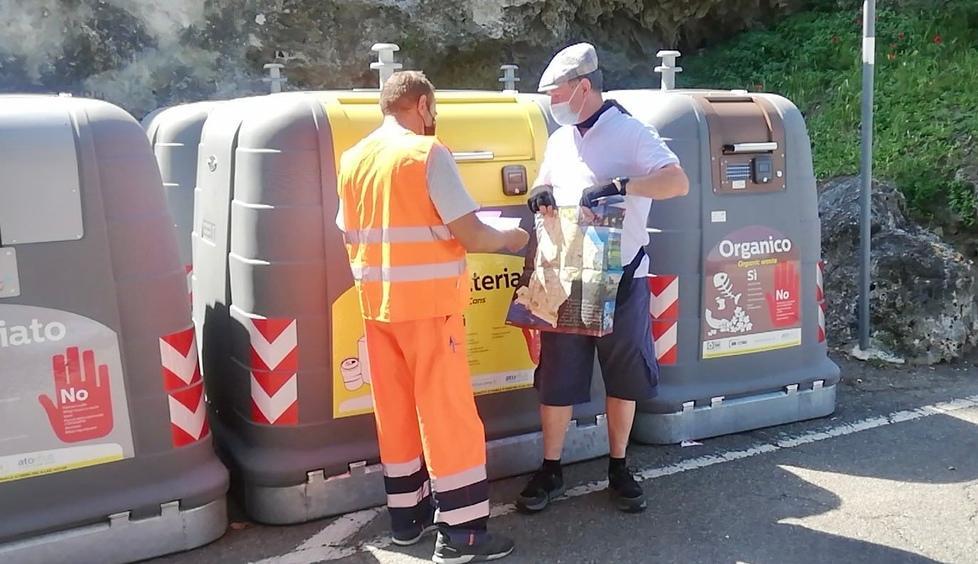 Gli Eco-informatori aiuteranno i cittadini a smaltire i rifiuti