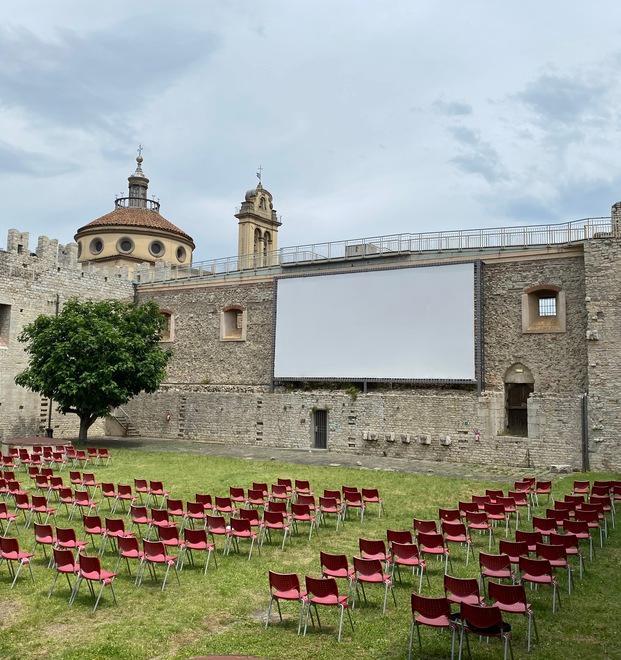Il cinema sotto le stelle ora torna al Castello Posti, orari e prezzi