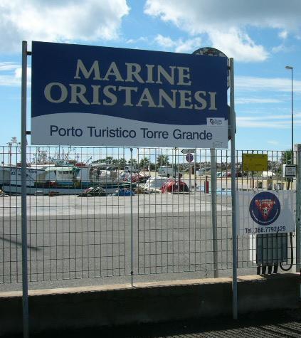 Il Porticciolo dei veleni, arriva la prima querela 