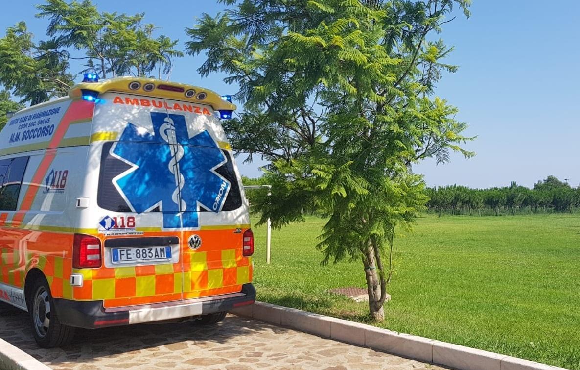 Schiacciato dal trattore che si ribalta: muore un 55enne di Orgosolo