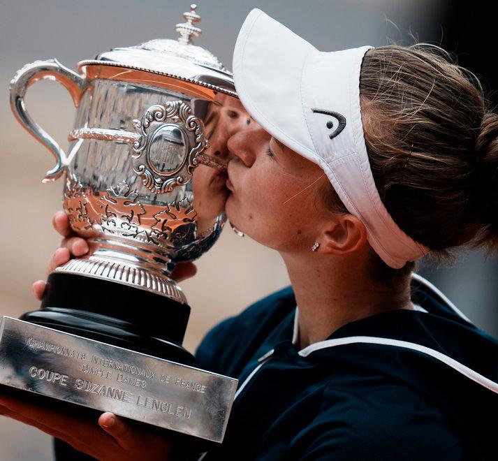 Krejcikova, regina a sorpresa La rivincita della 33 al mondo