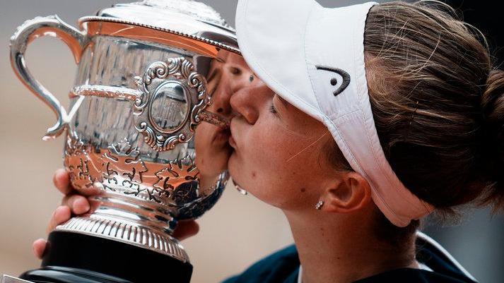 Krejcikova, regina a sorpresa La rivincita della 33 al mondo