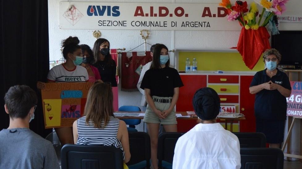 Hanno aperto le porte al dono I ragazzi premiati dall’Avis 