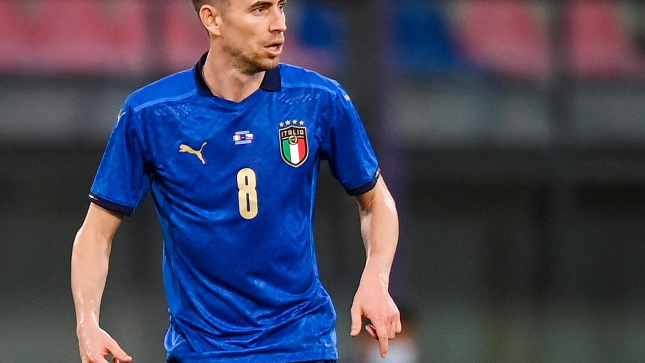 Jorginho, gli elogi al difensore del Milan «I calciatori non fanno soltanto spettacolo»