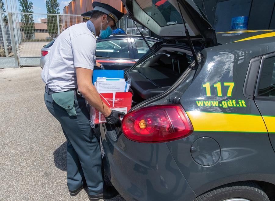 Buoni spesa. La Finanza scopre a Bondeno un altro “furbetto” 