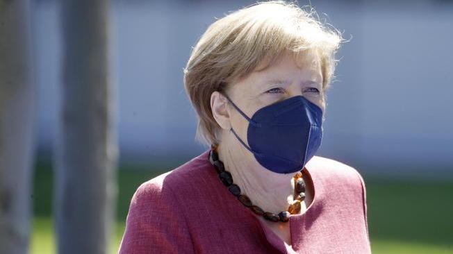 Covid: portavoce Merkel, via misure per gradi, ma cautela