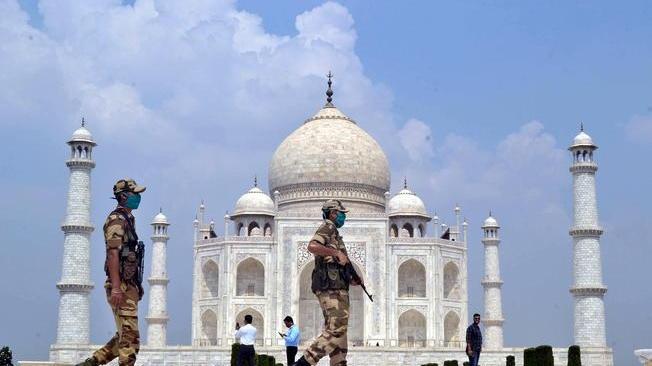 Covid: India, il Taj Mahal riapre dopo due mesi