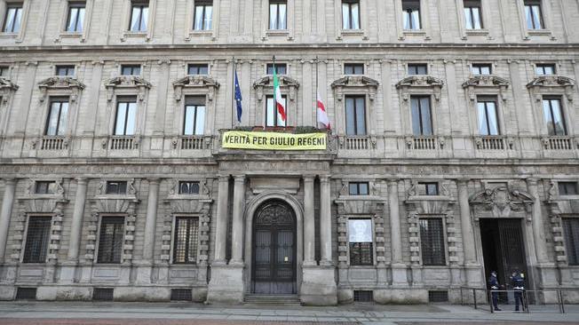 Milano:blackout a Palazzo Marino, Consiglio comunale sospeso