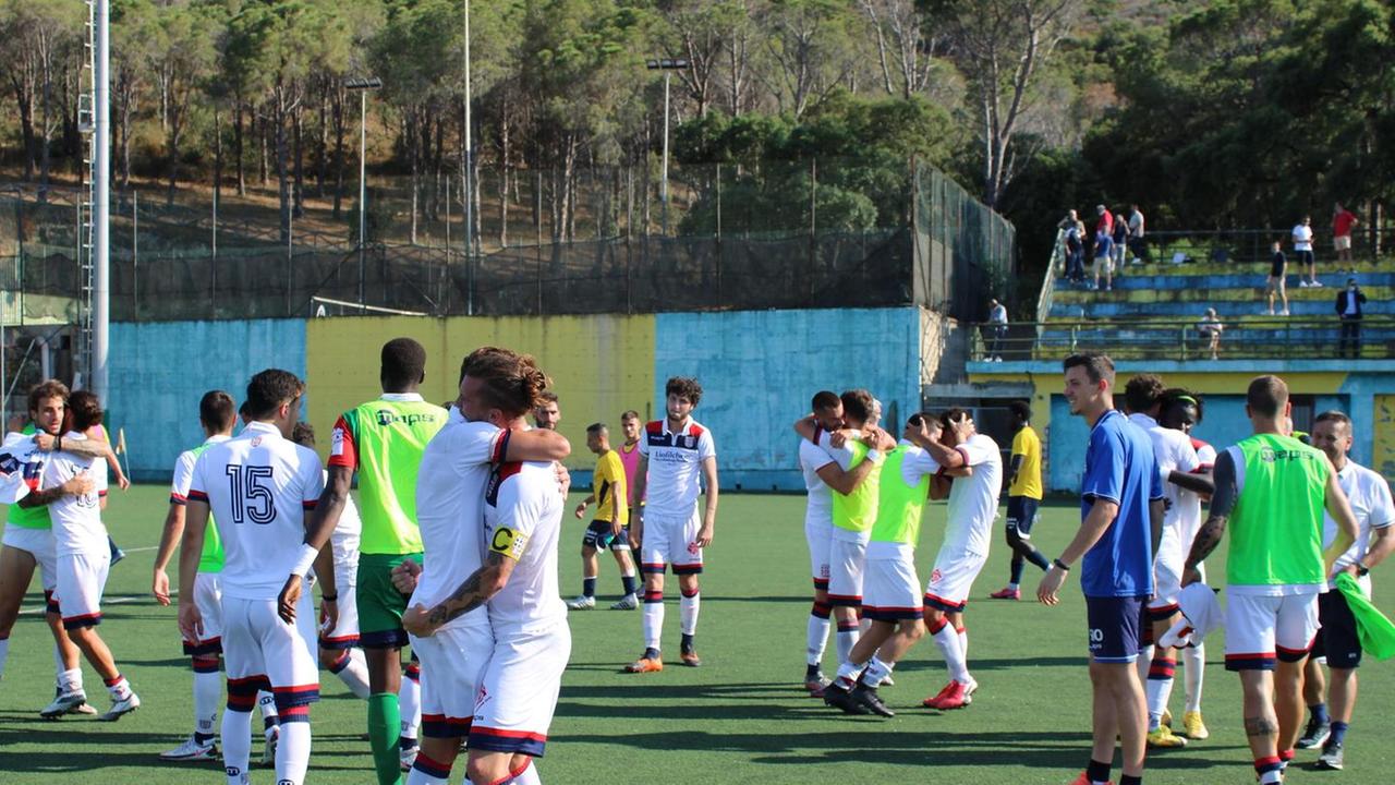 Ruggito Torres a Muravera rossoblù salvi con orgoglio
