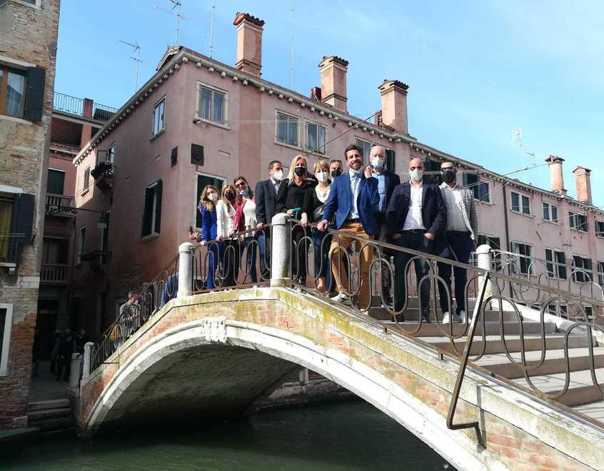Il gruppo di pecciolesi a Venezia per la Biennale di architettura