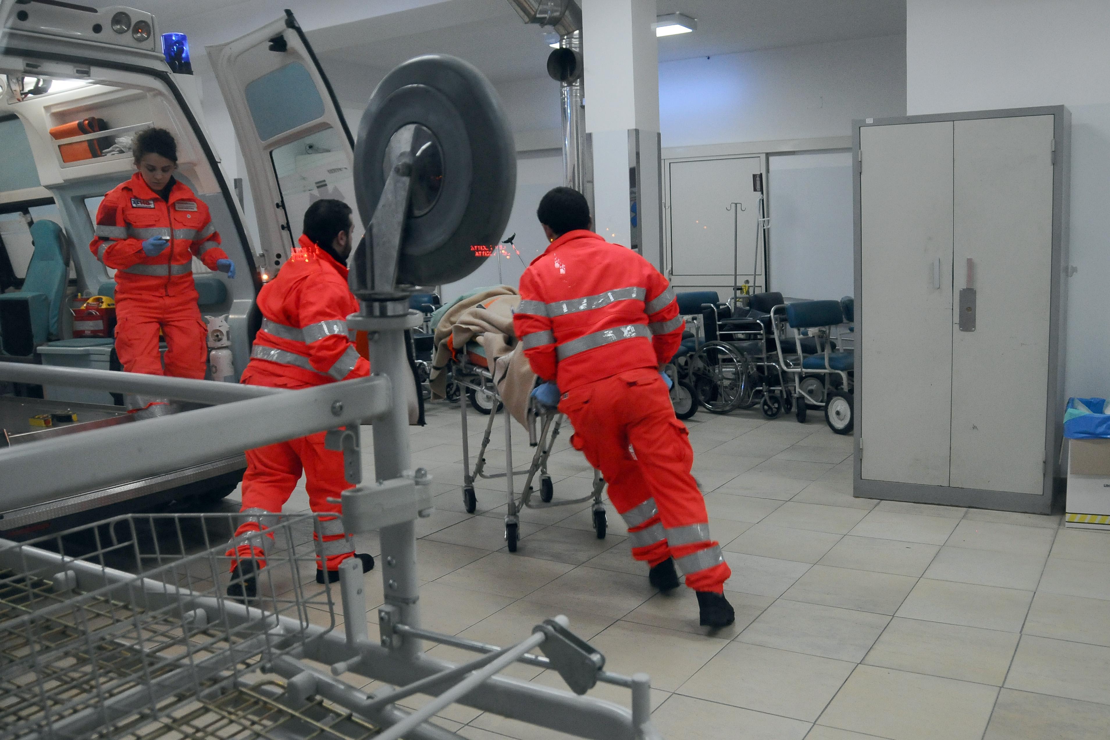 Travolto dalla motozappa: grave all'ospedale Brotzu di Cagliari