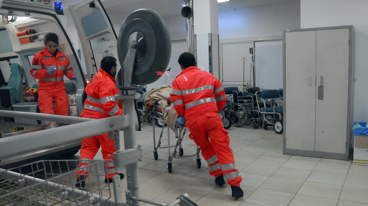 Travolto dalla motozappa: grave all'ospedale Brotzu di Cagliari