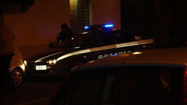 Polizia in piazza Bartolommei (foto d'archivio)