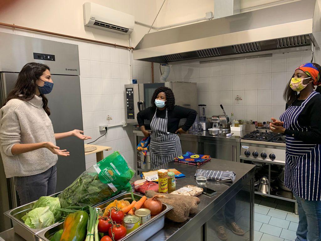 Modena. Lezione di Caroline sul “made in Mo” a tutto il mondo