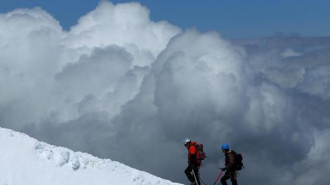 Montagna, rischio crollo maxi seracco su Aiguille du Midi