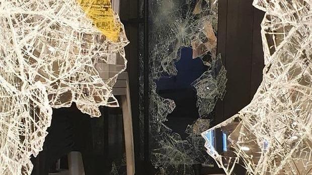Spaccata alla pizzeria alla Filanda
