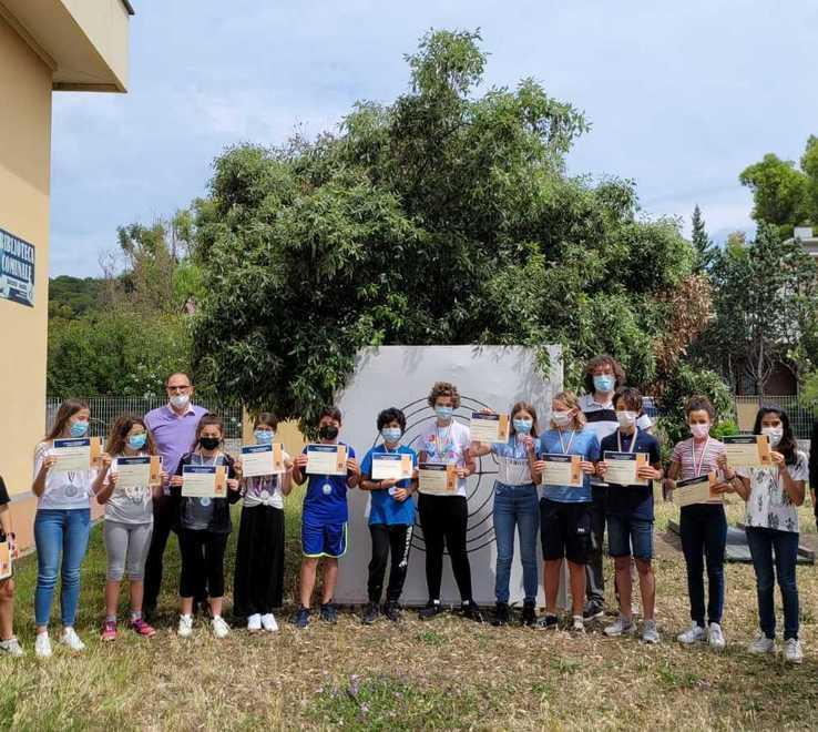 I ragazzi della Giusti hanno chiuso l’anno costruendo robot e mani meccaniche 
