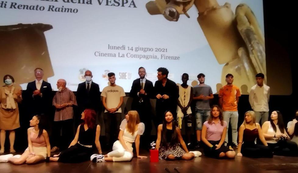 “Sulle ali della Vespa”, nel corto di Renato Raimo emozioni e voglia di libertà