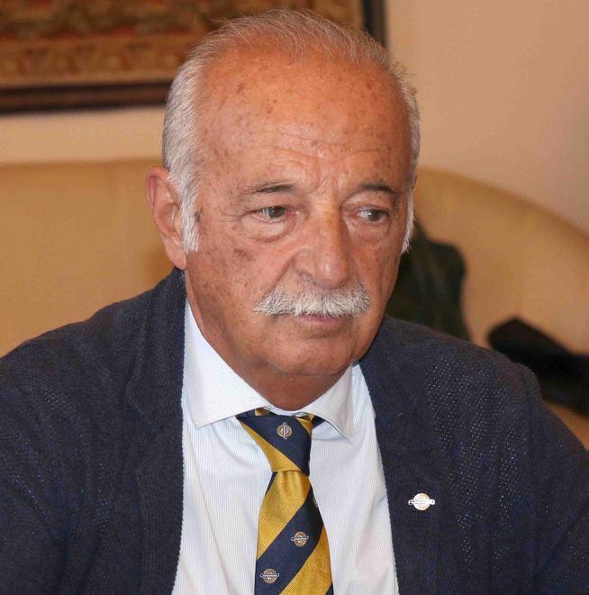 Confederazione della Confcommercio I temi del lavoro e del sostentamento per le attività che operano nello sport