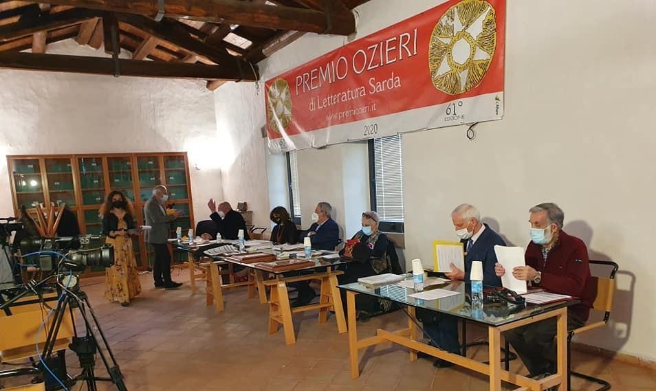 Ozieri, le poesie di Giuliano Ledda al chiostro di San Francesco
