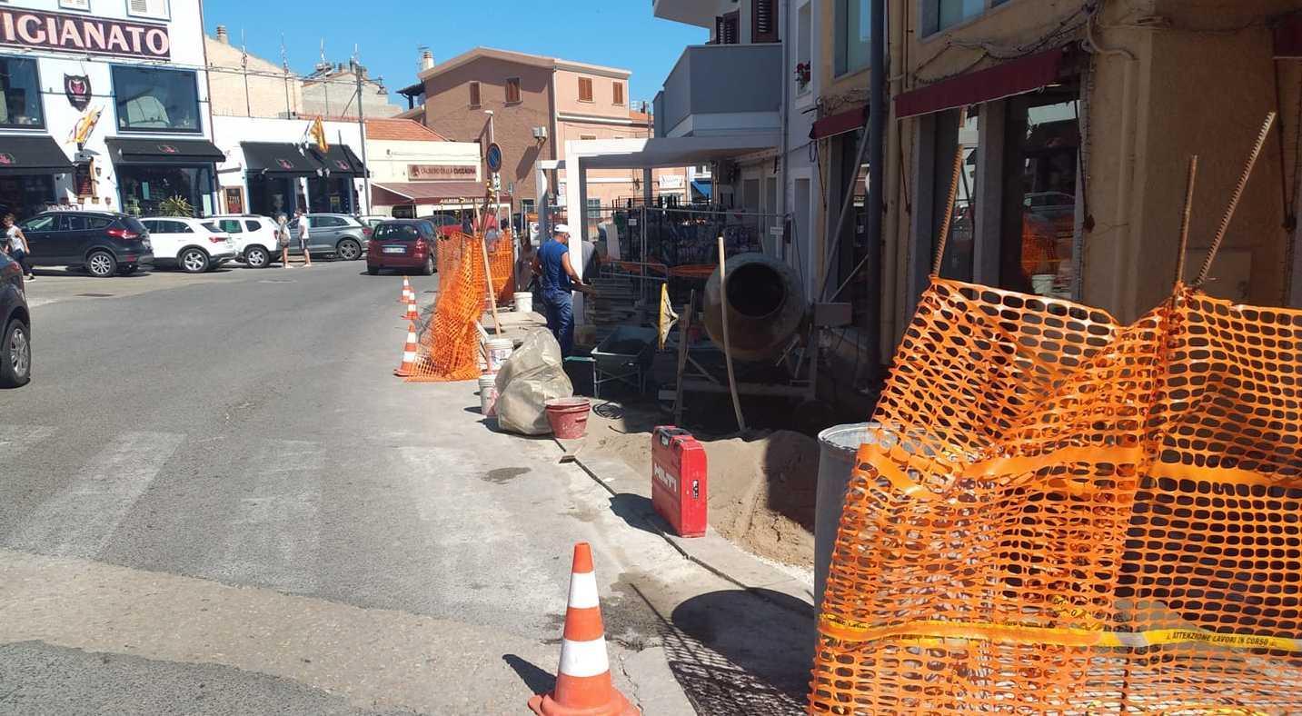 Commercianti in rivolta «Intrappolati dal cantiere» 