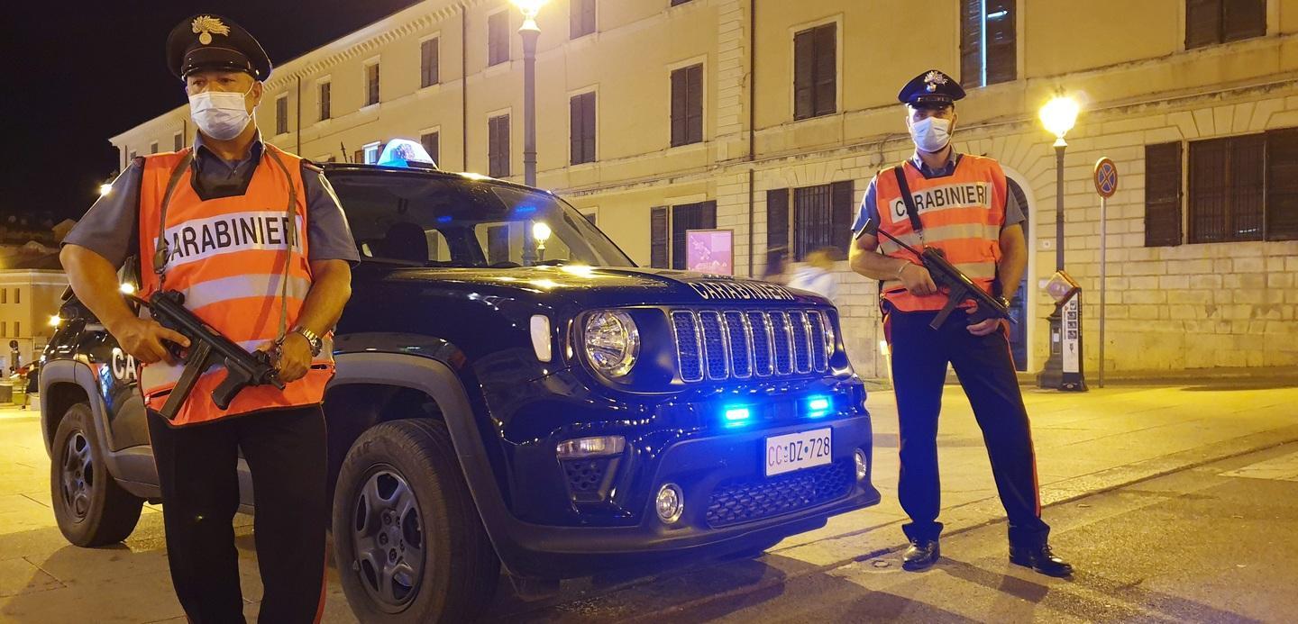 Movida senza controllo: sgomberate tre piazze a Sassari