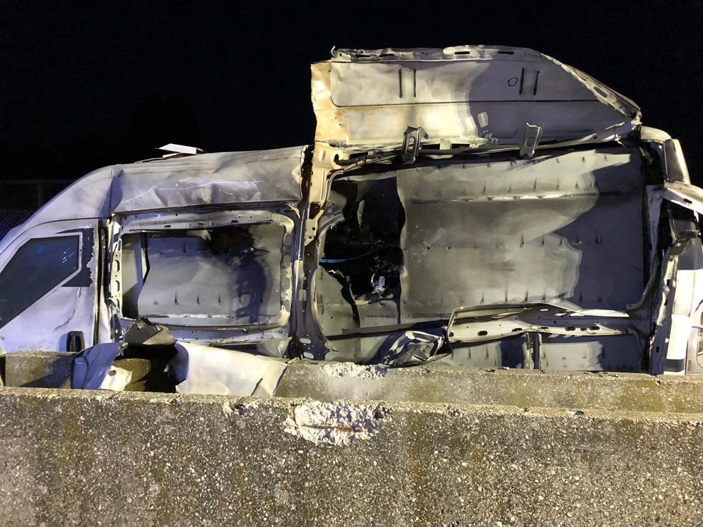 LO SPECIALE / Storia e retroscena dell'assalto del commando di 15 uomini a portavalori sull'A1 a San Cesario. Puntavano a 2 milioni e mezzo, ma hanno fallito 