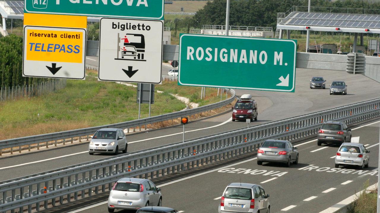 Tirrenica, nuova beffa: il ministro la snobba, ancora esclusa dai finanziamenti