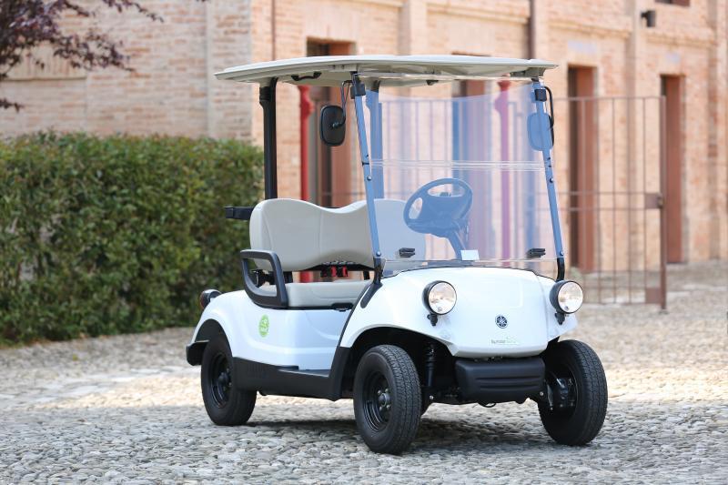 Veicoli elettrici gratis ai commercianti per liberare dalle auto il centro di Peccioli 