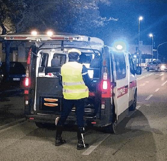 I rilievi della municipale in via della Cava (foto Michele Falorni)