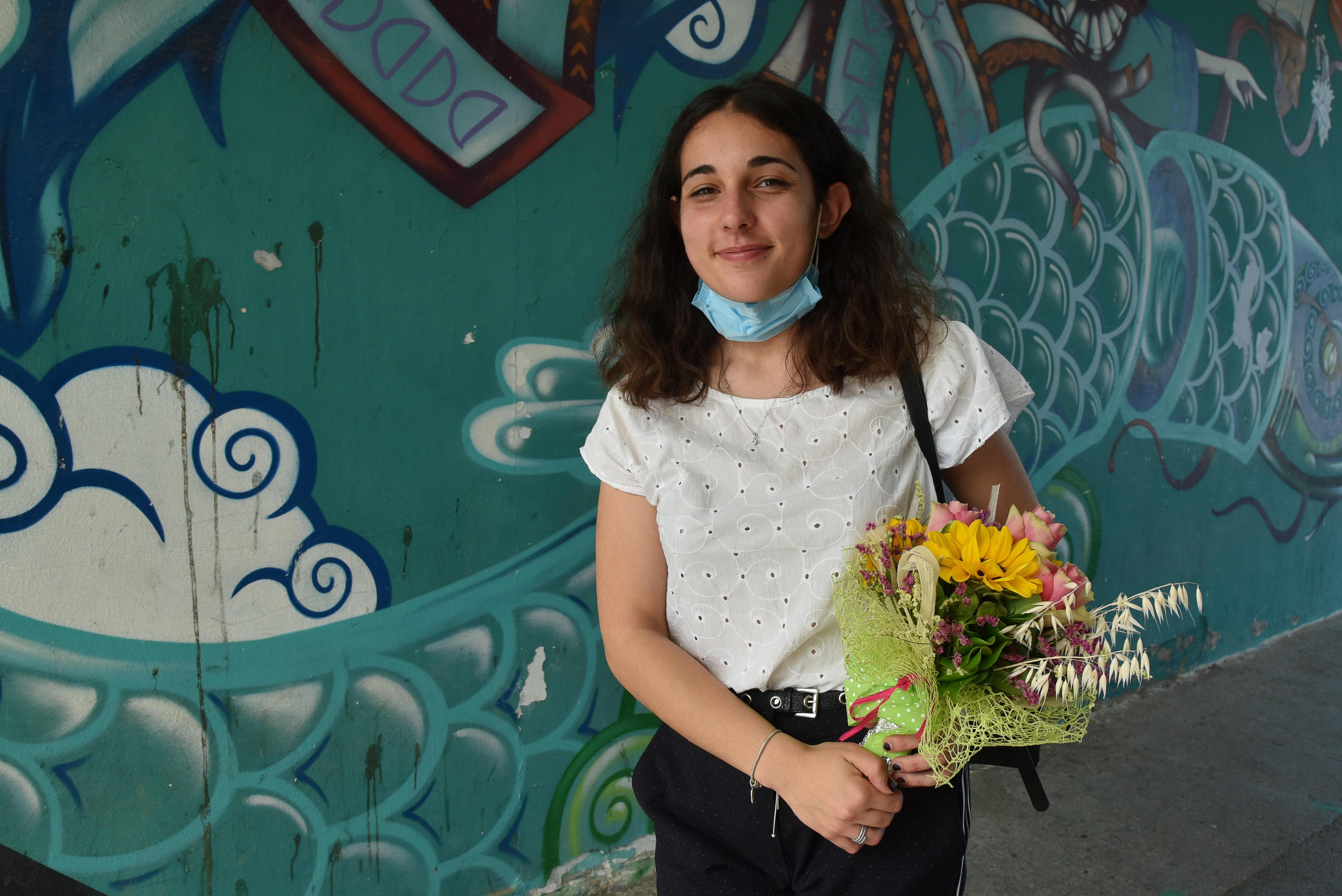 Margherita Baldanzi, studentessa della classe quinta B del liceo scientifico di Grosseto subito dopo aver sostenuto l'esame il 16 giugno 2021 (Foto Bf)