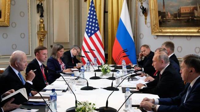 Putin-Biden, robusto dialogo sulla stabilità strategica