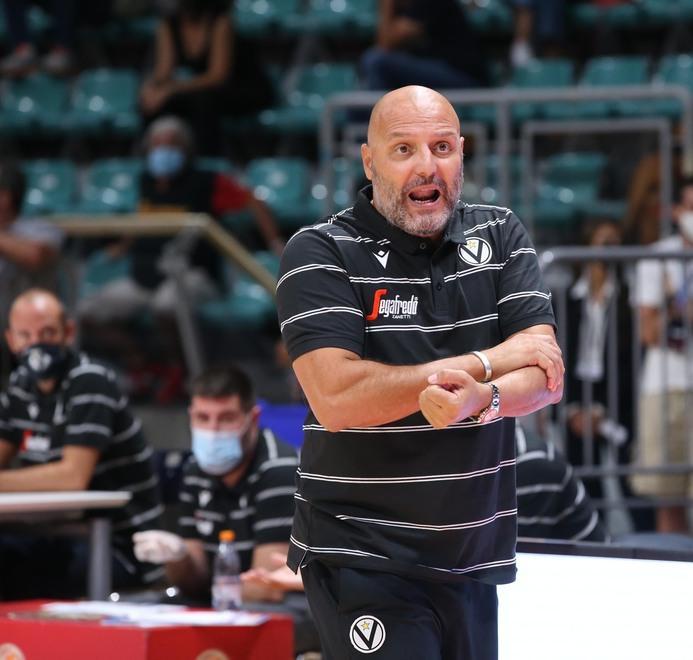 Coach che vince si cambia: Djordjevic lascia Bologna Belinelli, no al Preolimpico