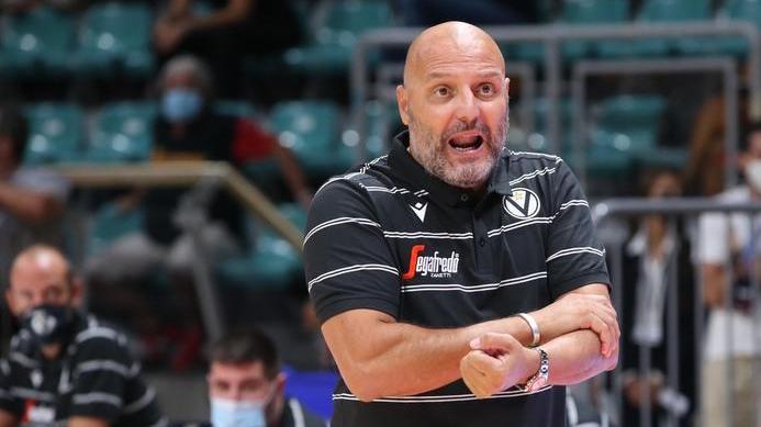 Coach che vince si cambia: Djordjevic lascia Bologna Belinelli, no al Preolimpico
