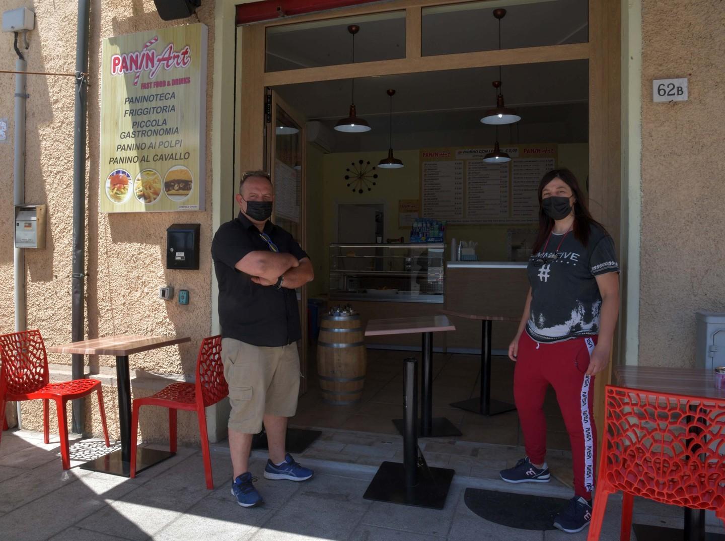 Olbia, ancora vandali scatenati di notte sul lungomare 