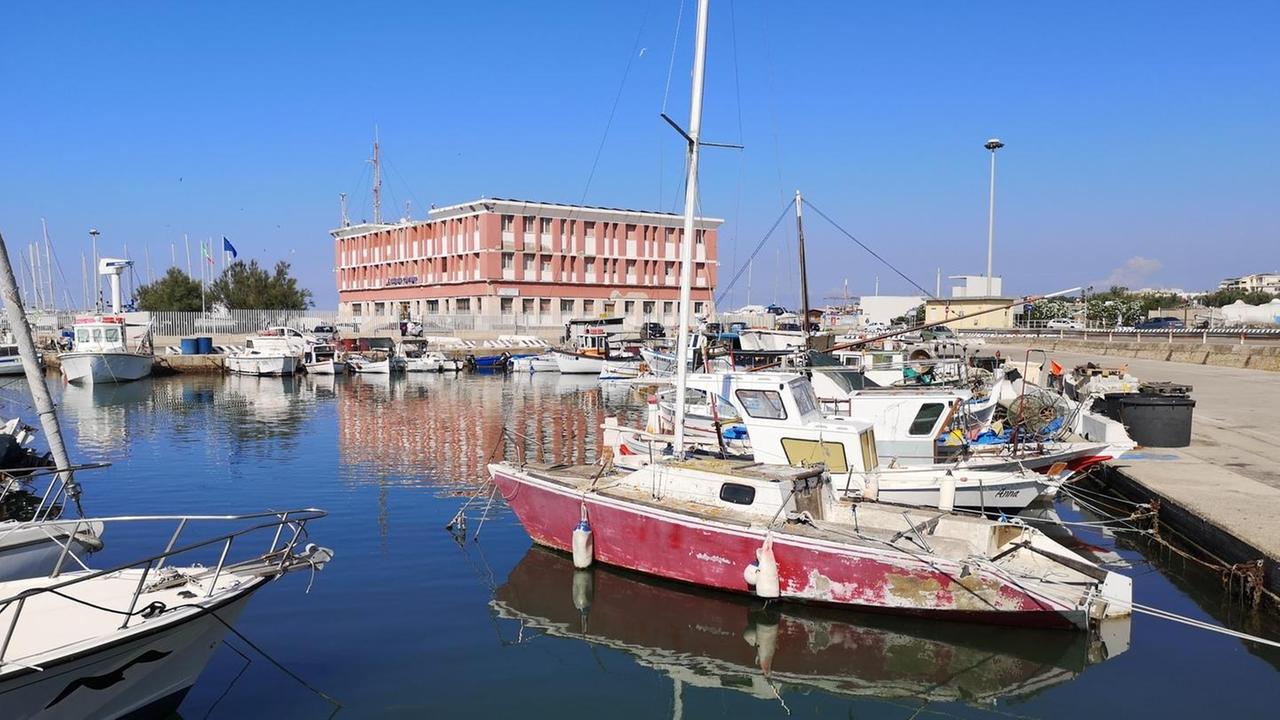 Barche abusive, avviso di sgombero