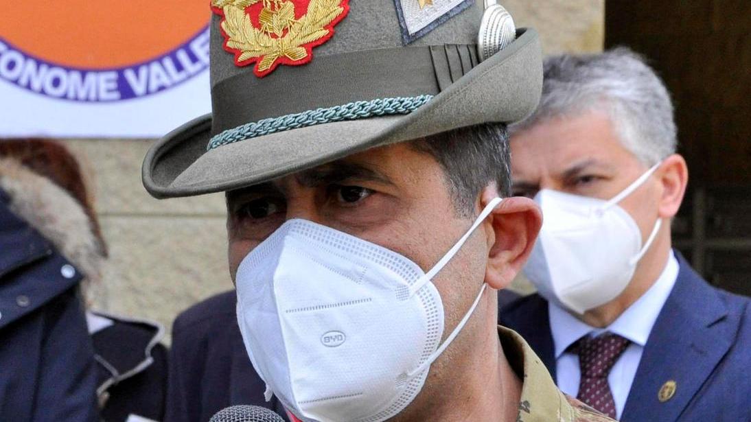 «Basta polemiche, avanti coi vaccini»