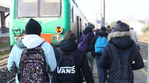Emilia Romagna. Percorso casa-scuola, autobus e treni gratuiti anche per gli studenti degli istituti superiori