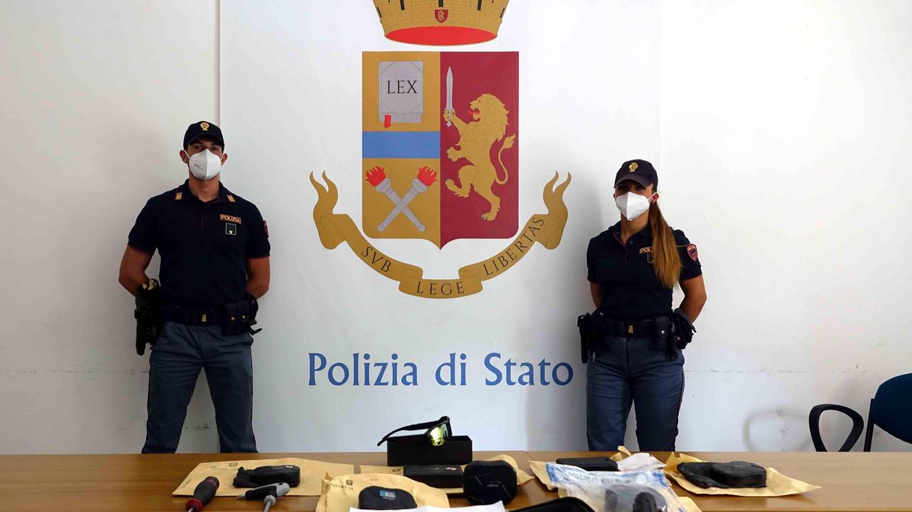 ll materiale sequestrato in casa dell’uomo
