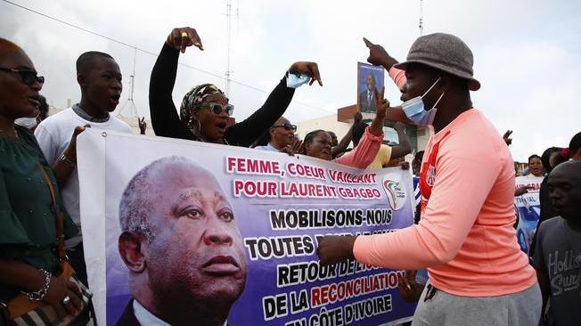 Costa d'Avorio: rientra dopo 10 anni l'ex presidente Gbagbo