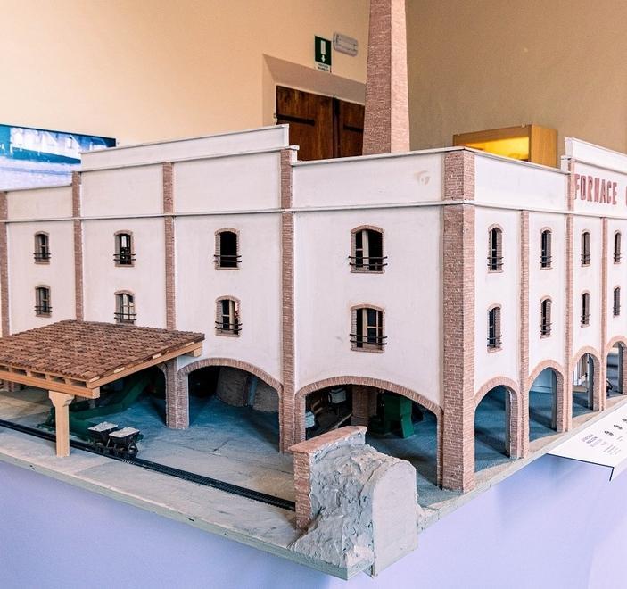 La fornace creata da Cuoghi prende vita al Museo ceramica 