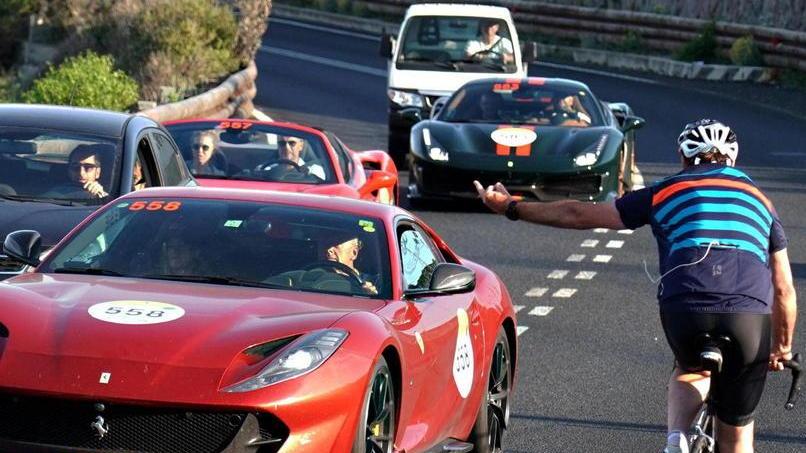 La 1000 Miglia riempie la costa di sorrisi